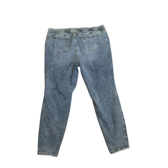 Torrid Womens Lean Jean Pull On Denim Blue Jeans Plus Size 4R 4 Regular - Picture 2 of 6